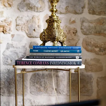 アパート W By Duhomes ドゥブロブニク